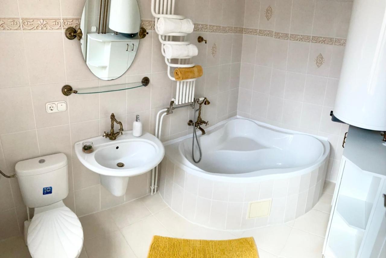 Aqua Azur Apartman Hajdúszoboszló 外观 照片