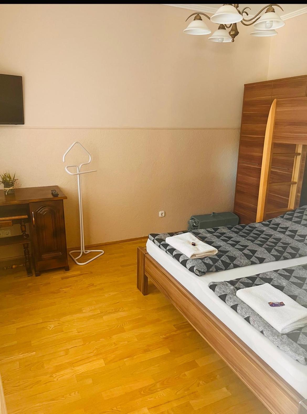 Aqua Azur Apartman Hajdúszoboszló 外观 照片